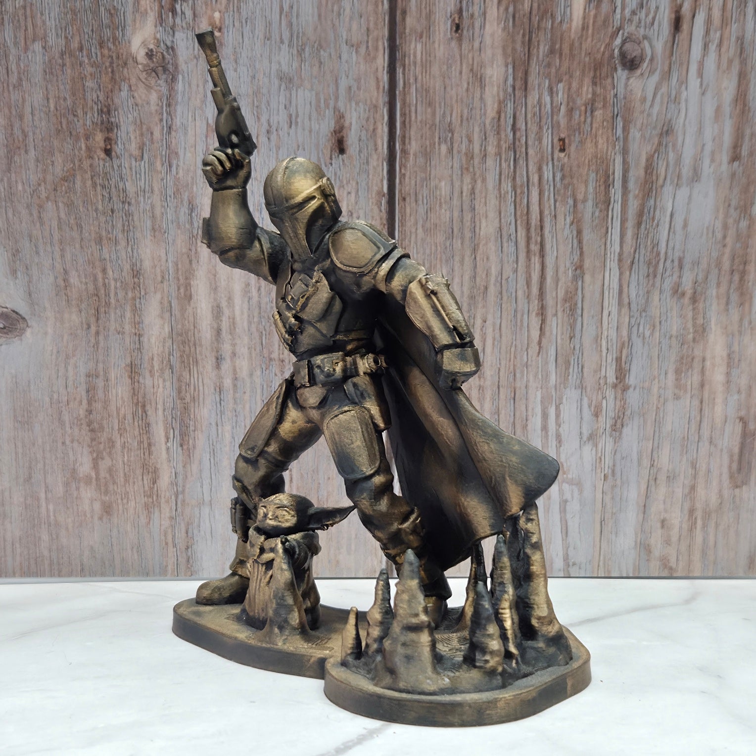 Mando and Grogu Diorama