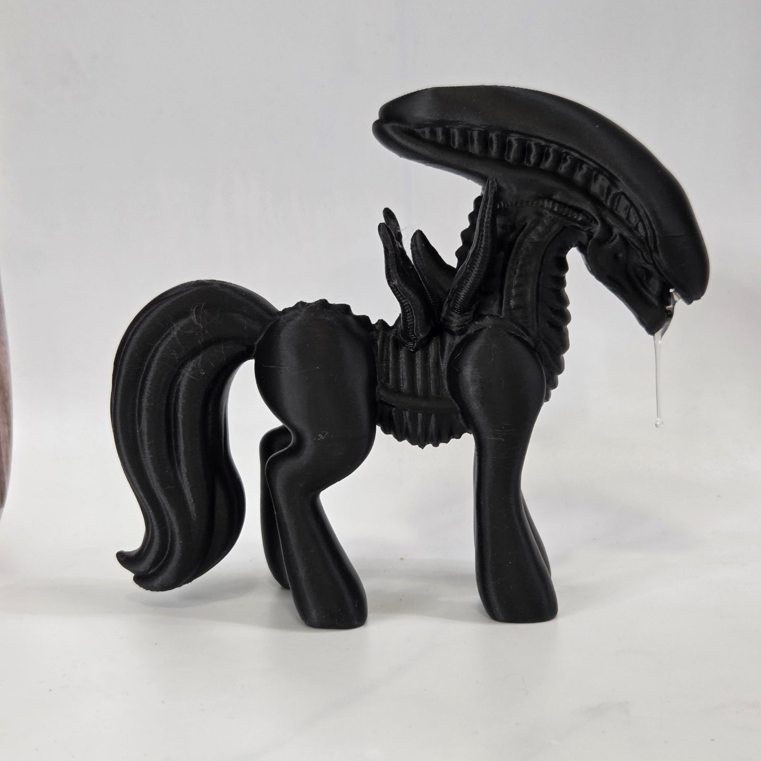 My Little Xenomorph Statue