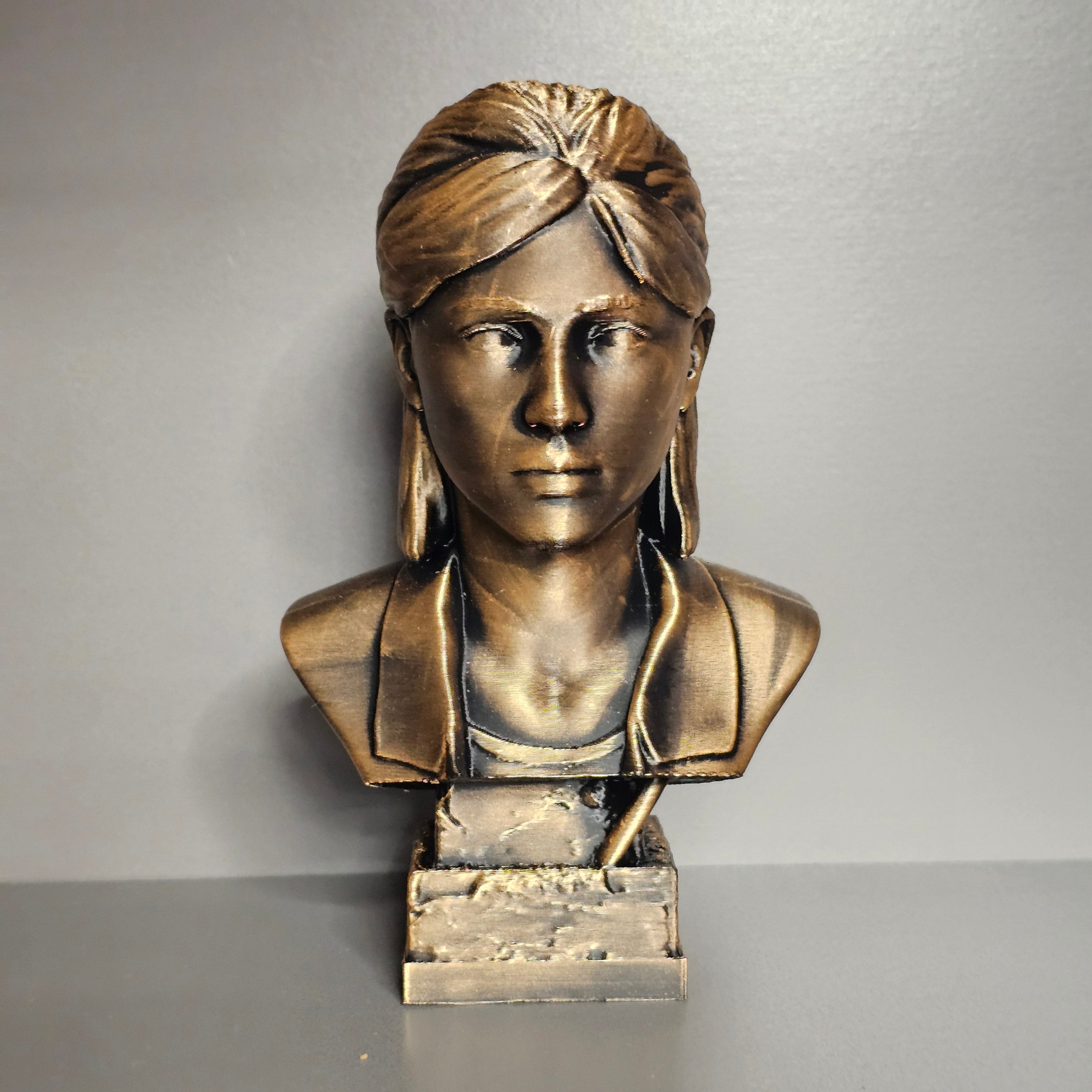 Ellie The Last of Us Game Version Bust