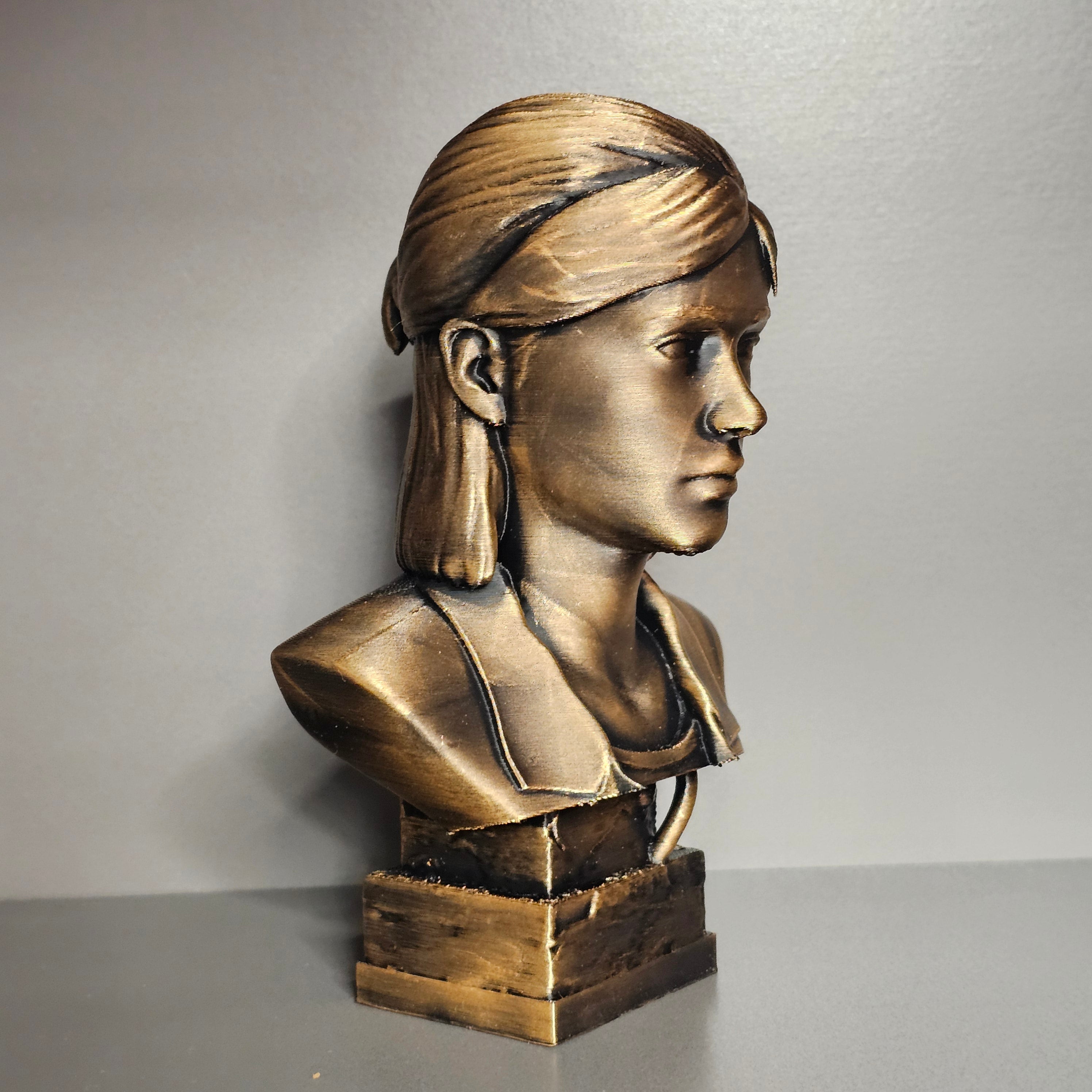 Ellie The Last of Us Game Version Bust